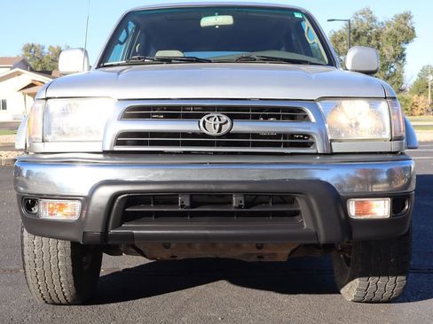 Used 2000 Toyota 4Runner SR5 w/ Upgrade Value Pkg 4 image 13