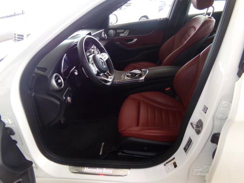 Used 2020 Mercedes-Benz C 300 Sedan w/ AMG Line image 8