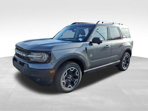 New 2025 Ford Bronco Sport Outer Banks w/ Outer Banks Tech Package+ AWD/4WD image 2