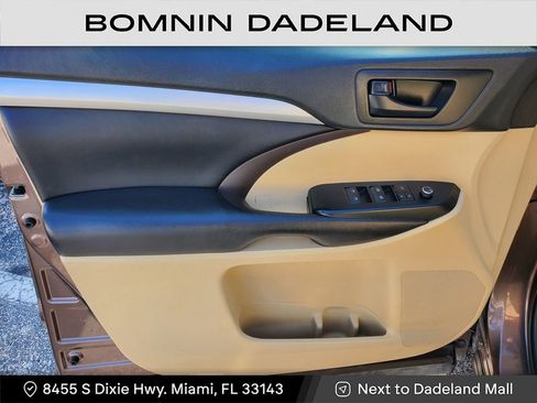 Used 2018 Toyota Highlander Plus image 14