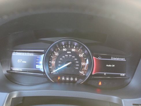 Used 2017 Ford Explorer XLT w/ Equipment Group 202A image 26