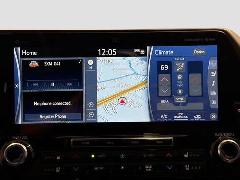 Used 2022 Toyota Highlander Limited AWD/4WD image 14