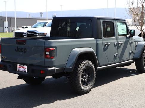 New 2026 Jeep Gladiator Sport AWD/4WD image 5