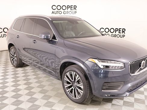 Used 2021 Volvo XC90 T5 Momentum w/ Advanced Package image 1