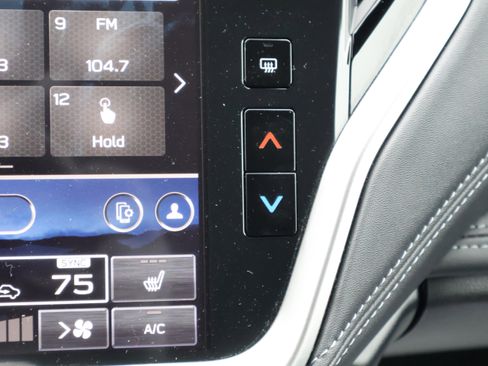 Used 2024 Subaru Outback Limited image 31