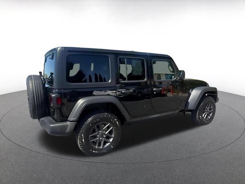 Used 2025 Jeep Wrangler Unlimited Sport AWD/4WD image 11