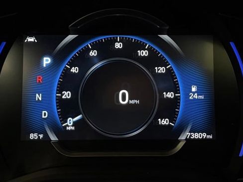 Used 2020 Hyundai Santa Fe SEL w/ Convenience + Premium Package FWD image 3