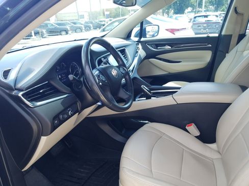 Used 2020 Buick Enclave Essence w/ Sound and Sites Package image 10