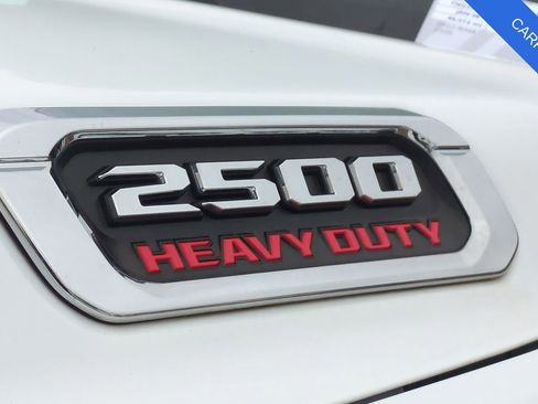 Used 2022 RAM 2500 Tradesman w/ Chrome Appearance Group image 13