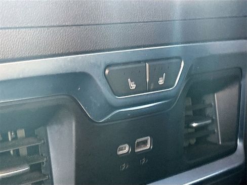 Used 2023 Chevrolet Silverado 1500 LTZ image 25