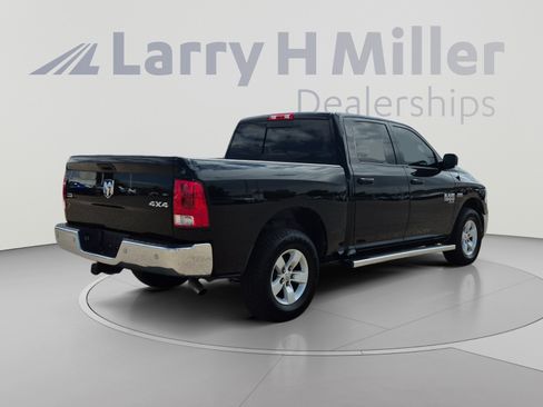 Used 2020 RAM 1500 Classic SLT w/ Luxury Group AWD/4WD image 5