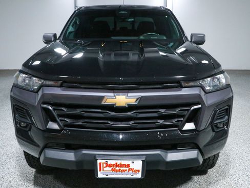 Used 2023 Chevrolet Colorado LT w/ LT Convenience Package AWD/4WD image 4