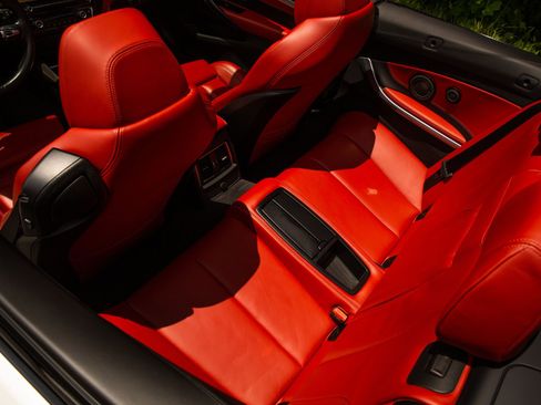Used 2017 BMW M4 Convertible w/ Competition Package RWD image 49