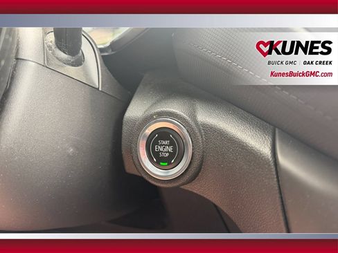 Used 2022 Chevrolet TrailBlazer LT FWD image 33