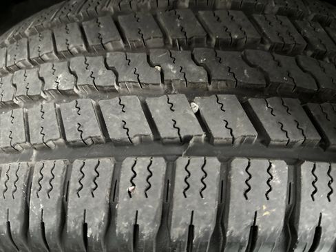 Used 2021 Chevrolet Tahoe Premier w/ Premium Package image 13