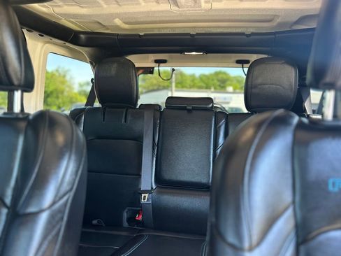 Used 2022 Jeep Wrangler Unlimited Rubicon 4xe w/ Dual Top Group AWD/4WD image 15