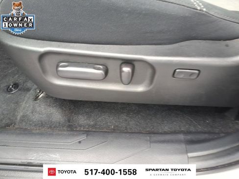 Used 2023 Toyota Tacoma TRD Off-Road w/ Technology Package AWD/4WD image 15