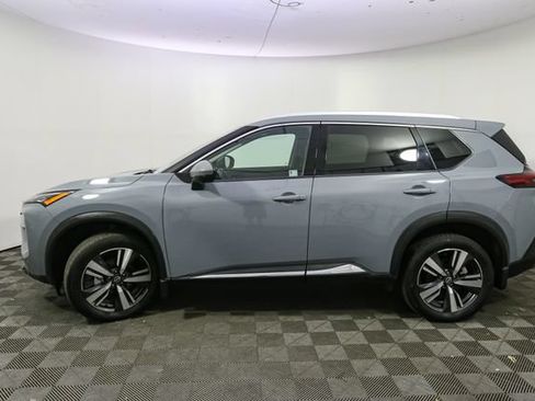 Used 2023 Nissan Rogue SL AWD/4WD image 6