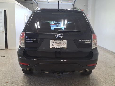 Used 2011 Subaru Forester 2.5X w/ Alloy Wheel Value Pkg AWD/4WD image 5
