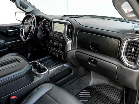 Used 2021 Chevrolet Silverado 1500 LTZ AWD/4WD image 14