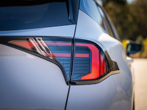 New 2026 Kia Sportage EX FWD image 10