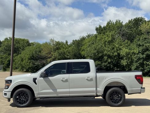 New 2026 Ford F150 XLT w/ XLT Black Appearance Package RWD image 32