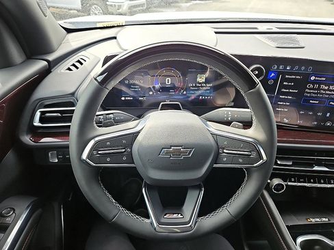 New 2026 Chevrolet Traverse Z71 w/ Enhanced Driving Package image 18