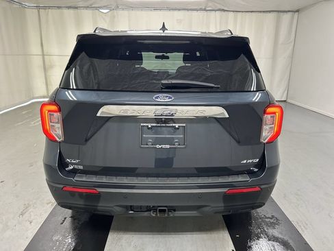 Used 2022 Ford Explorer XLT w/ Class IV Trailer Tow Package AWD/4WD image 21