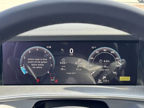 New 2026 Volkswagen Tiguan SE R-Line FWD image 15