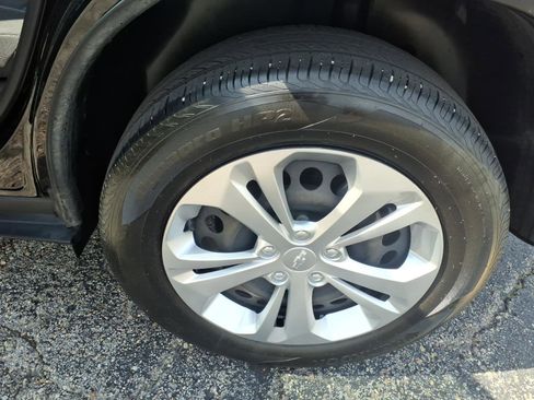 Certified 2024 Chevrolet Trax LS image 11