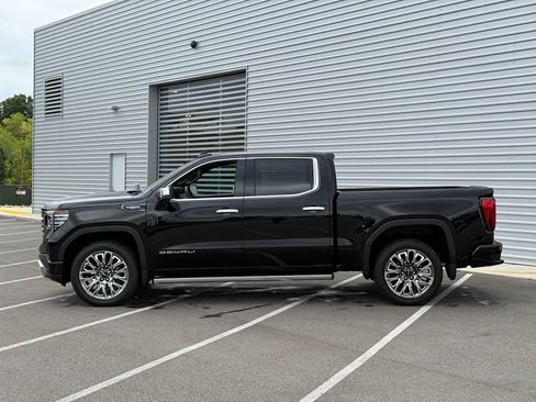Used 2026 GMC Sierra 1500 Denali Ultimate AWD/4WD image 11