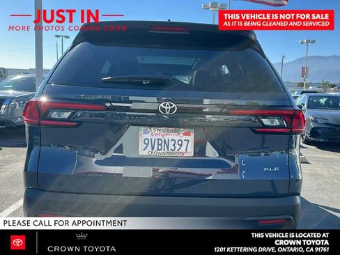 Certified 2025 Toyota Grand Highlander FWD image 2