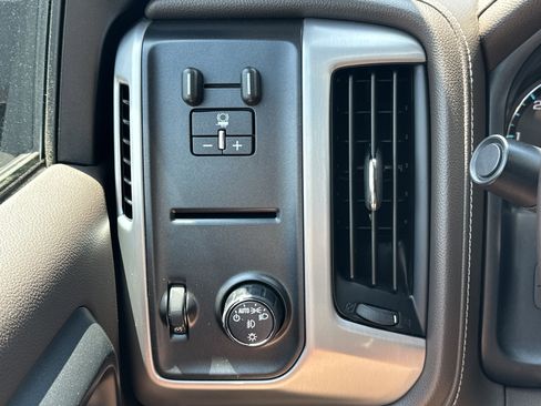 Used 2019 GMC Sierra 2500 SLE w/ SLE Preferred Package RWD image 27