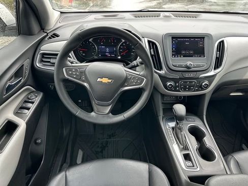 Used 2023 Chevrolet Equinox LT FWD image 10