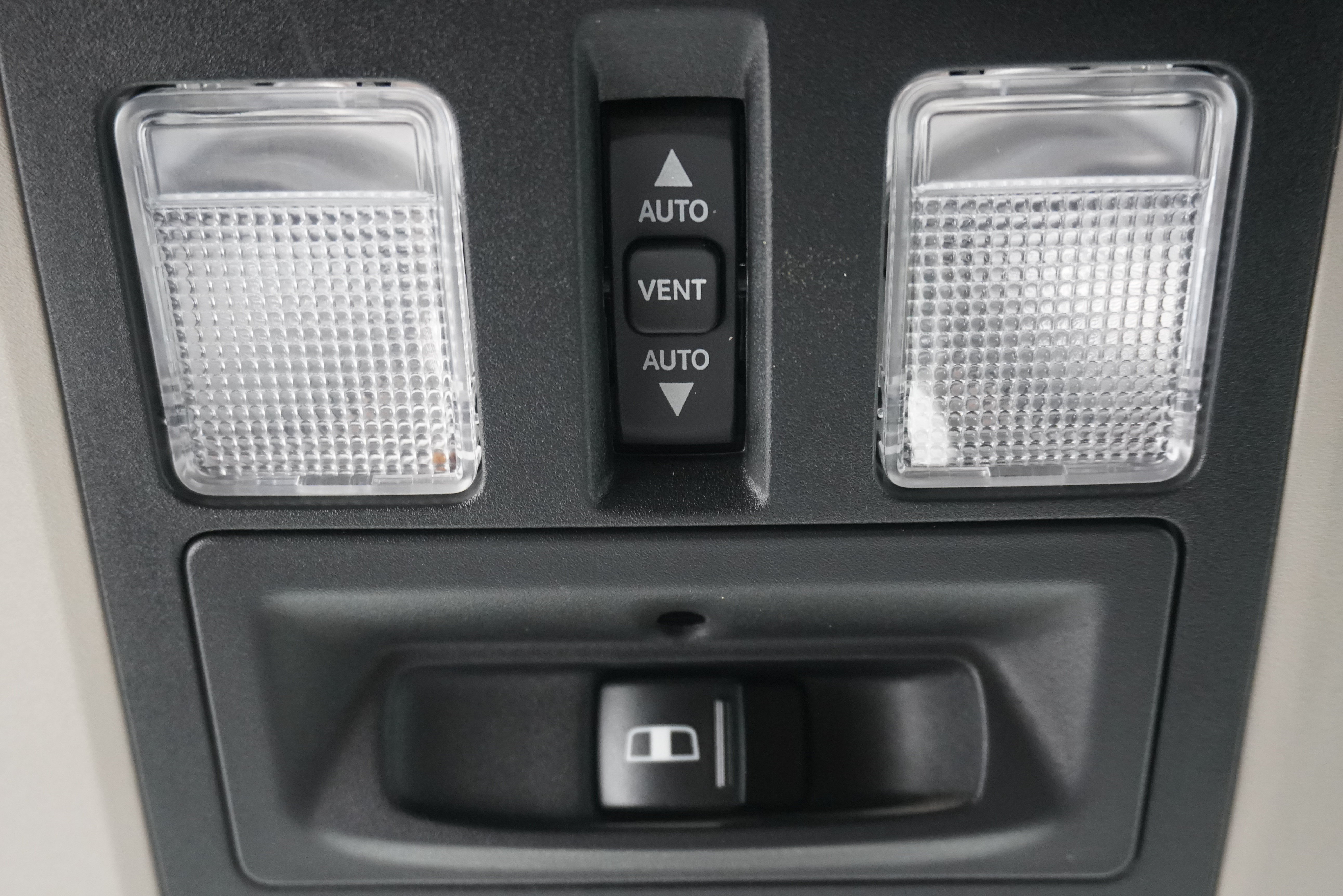Used 2012 RAM 1500 Laramie Longhorn AWD/4WD image 25