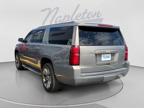 Used 2019 Chevrolet Suburban LT RWD image 6