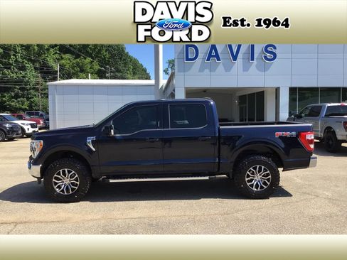 Certified 2022 Ford F150 Lariat w/ FX4 Off-Road Package AWD/4WD image 4