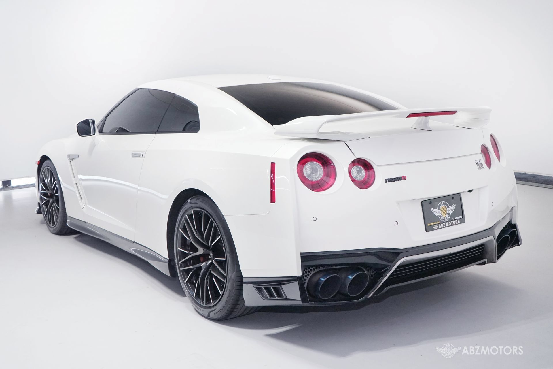Used 2020 Nissan GT-R Premium w/ Premium Interior Package AWD/4WD image 6