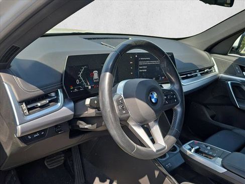 Used 2023 BMW X1 xDrive28i image 10
