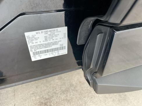 Used 2016 Ford Edge Sport w/ Technology Package AWD/4WD image 28