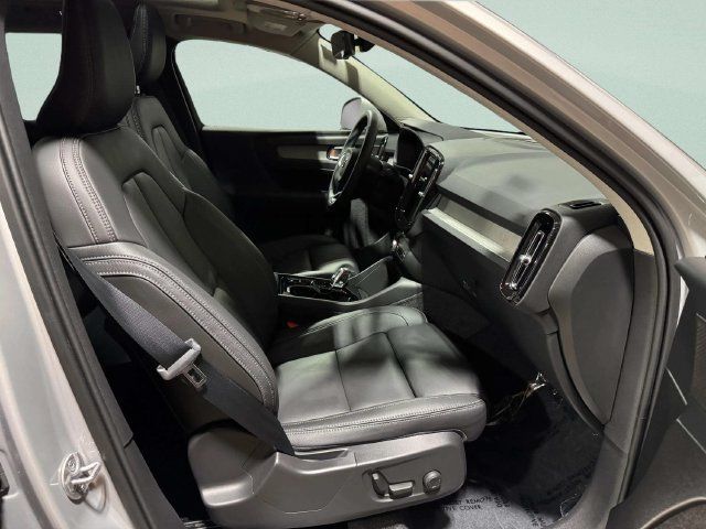 Used 2025 Volvo XC40 B5 Ultra w/ Climate Package AWD/4WD image 27