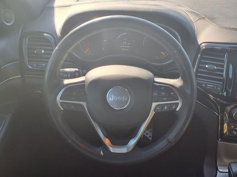 Used 2019 Jeep Grand Cherokee High Altitude RWD image 13