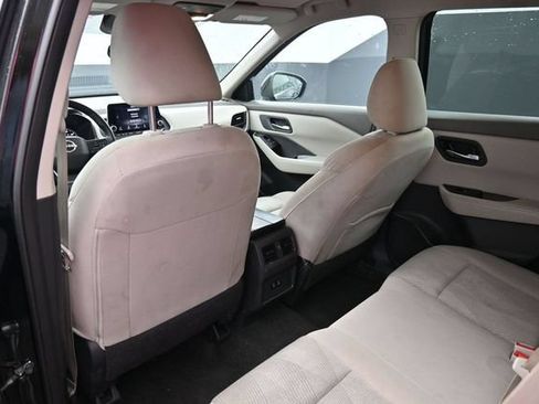 Used 2025 Nissan Rogue SV AWD/4WD image 12