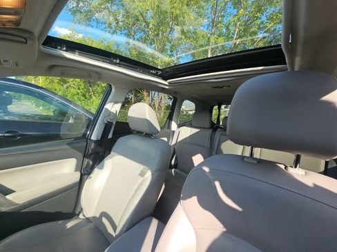 Used 2014 Subaru Forester 2.5i Limited w/ Popular Package #2 AWD/4WD image 8