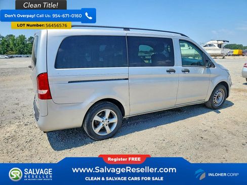 Used 2016 Mercedes-Benz Metris Passenger image 4