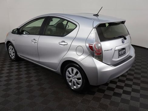 Used 2012 Toyota Prius C image 7