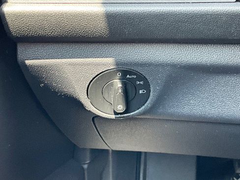 Used 2019 Volkswagen Jetta S w/ Driver Assistance Package FWD image 15