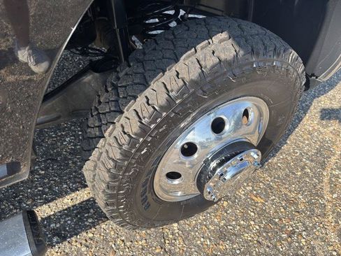 Used 2018 RAM 3500 SLT w/ Luxury Group AWD/4WD image 18