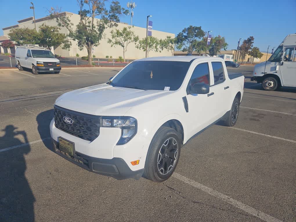 Certified 2025 Ford Maverick XL FWD image 1