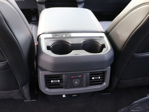 New 2026 Ford F250 Lariat w/ Black Appearance Package AWD/4WD image 18